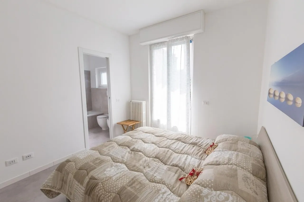 Milano Business Balcony Flat Apartment