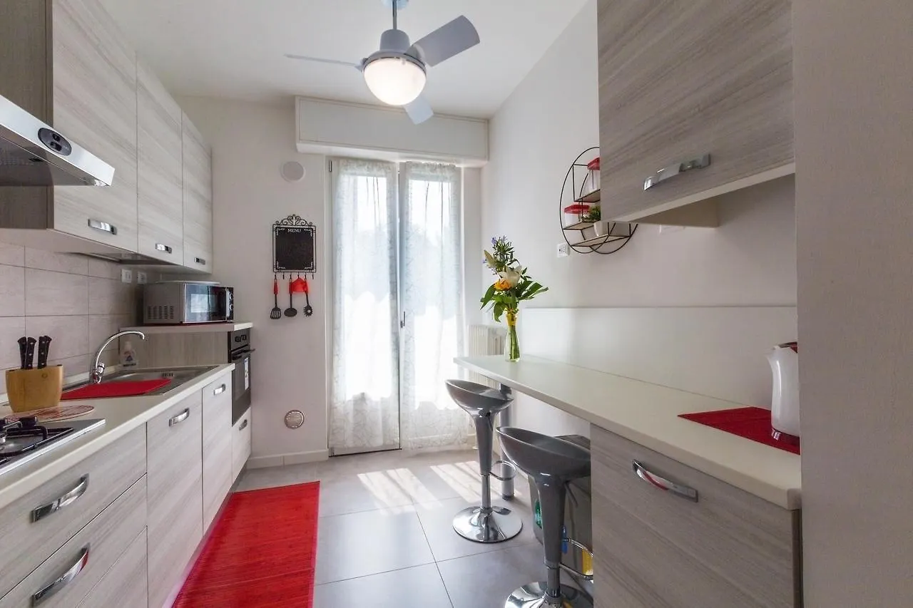 Milano Business Balcony Flat Apartment