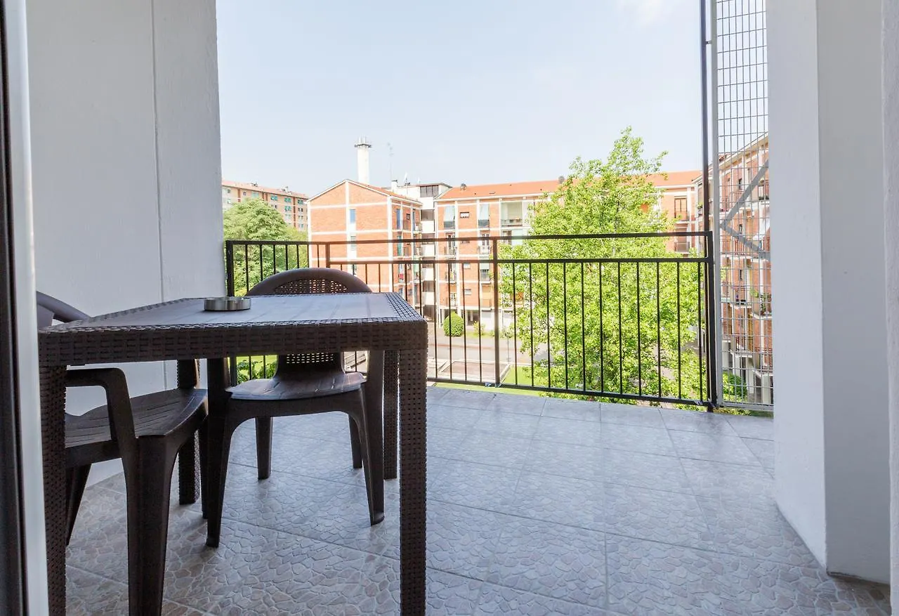 Milano Business Balcony Flat Lägenhet
