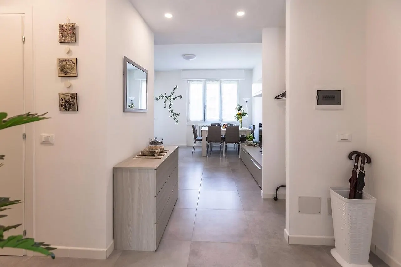 Milano Business Balcony Flat Lägenhet