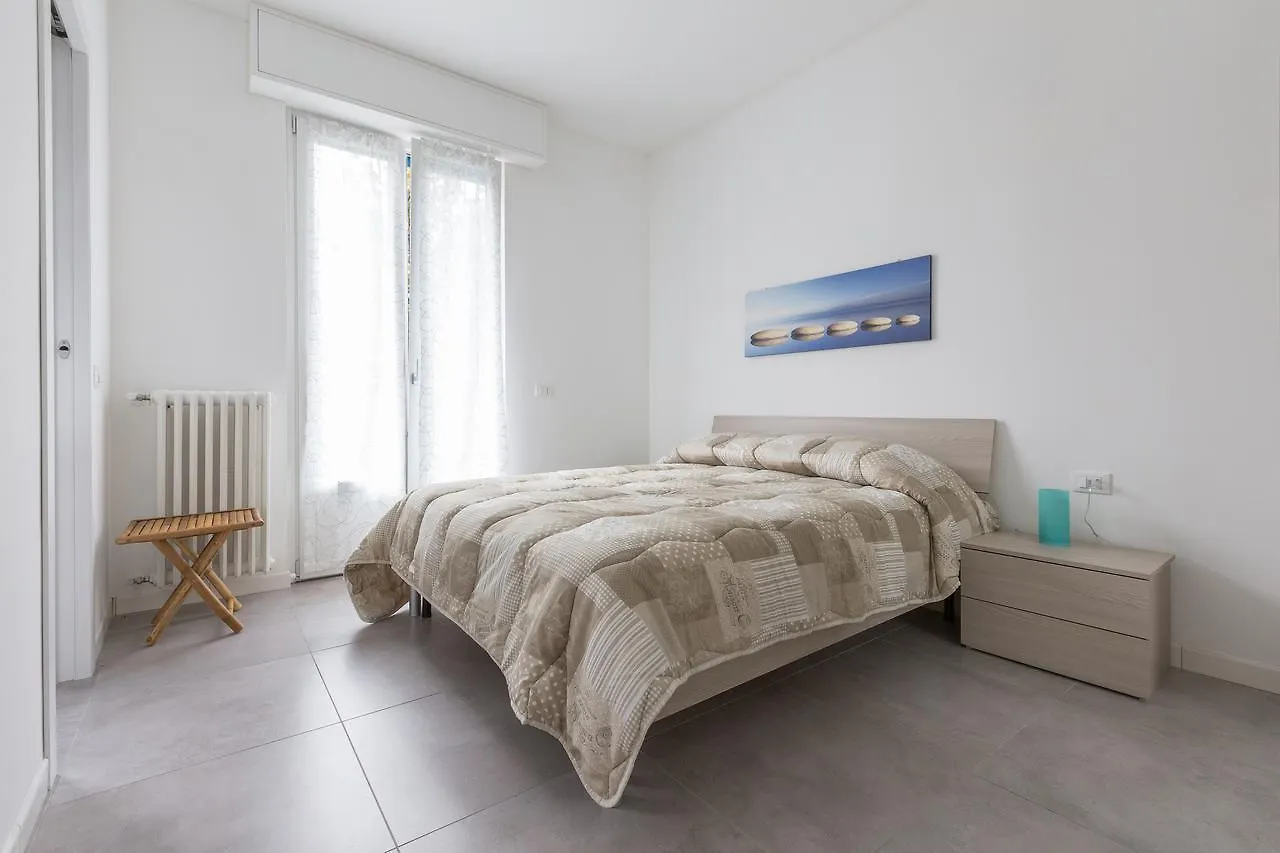 Milano Business Balcony Flat Apartment Italy